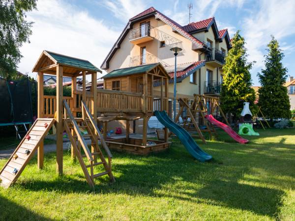 Pokoje i Domki Bursztyn