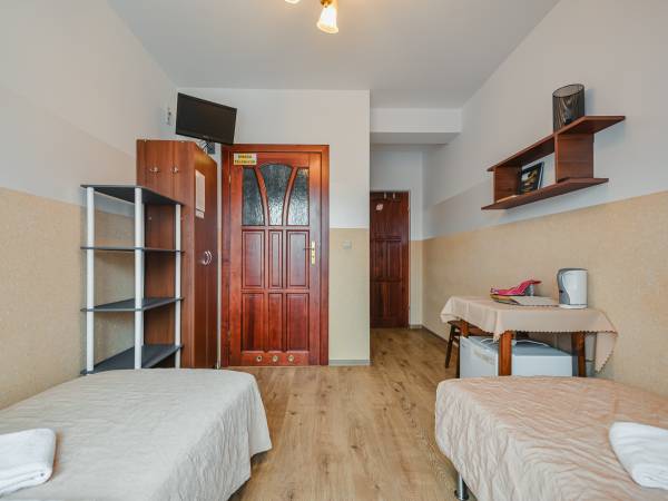 Pokój 2.2 (2 os) na 2 piętrze