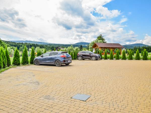 Całoroczne Domki Zaciszna Polana 