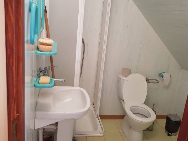 2 osobowy łazienka w środku