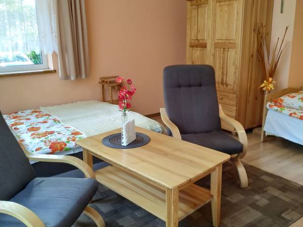 pokój 4-osob z niezależnym wejściem