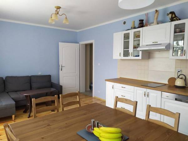 apartament 6 os.-kuchnia z jadalnią