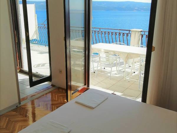 Second room in 6x4 apartman