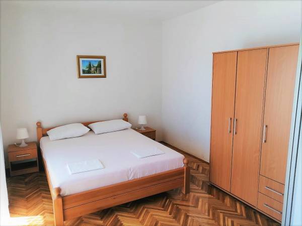 Second room in 6x4 apartman