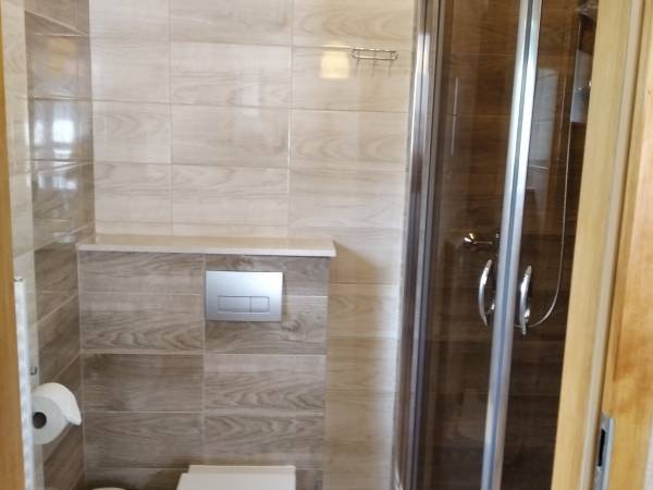 pokój nr 2 - łazienka