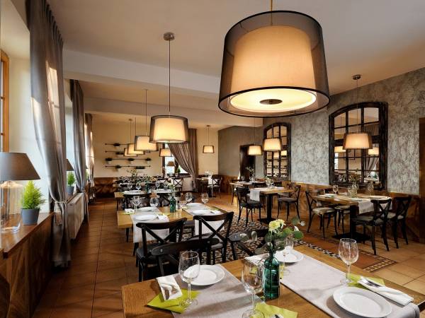 Pokoje Hotelowe Pod Kolumnami