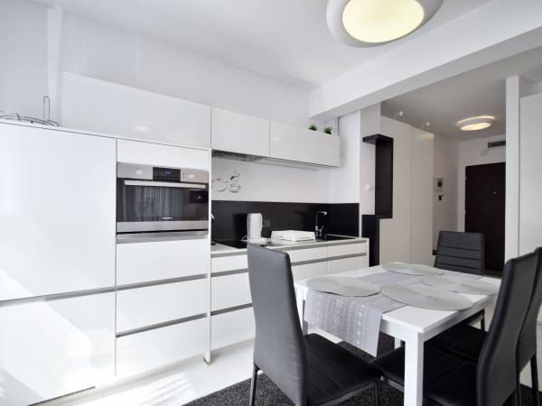 Apartament White Polanki
