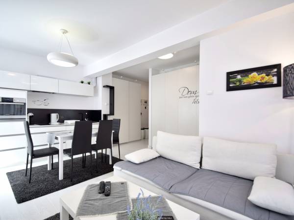 Apartament White Polanki