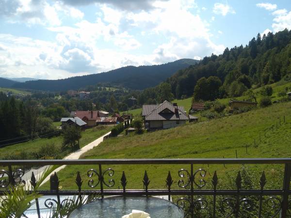 widok z balkonu Apart i ApartMax