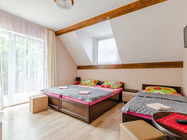 Pokoje gościnne Pod Lipami