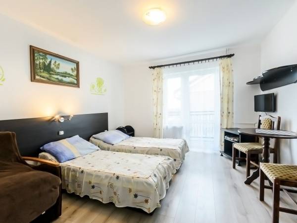 Pokój 2-osobowy z dostawką Nr 10