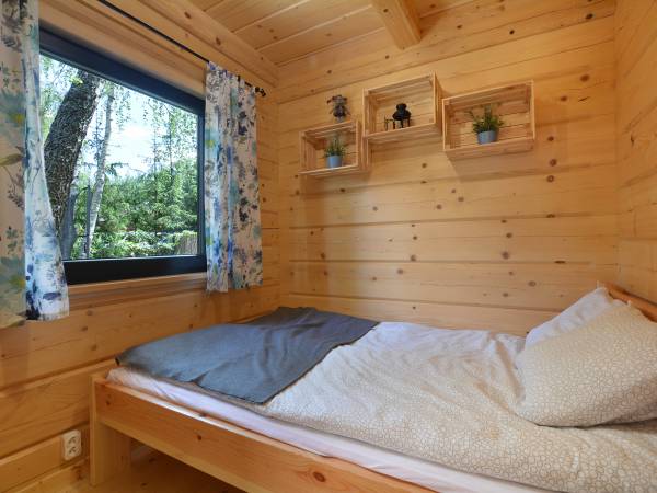 Sypialnia w apartamencie dolnym