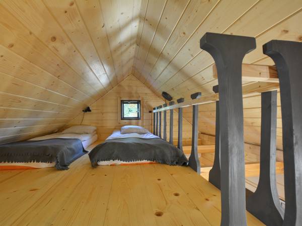 Antresola w apartamencie górnym