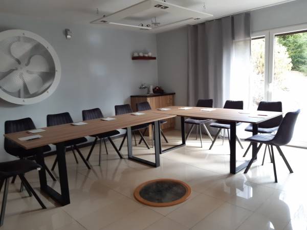 Villove sala konferencyjna i warsztatowa