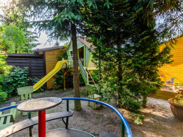 Bebe Domki- Liliowy Zakątek 