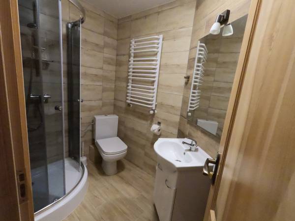 łazienka w pokoju nr4