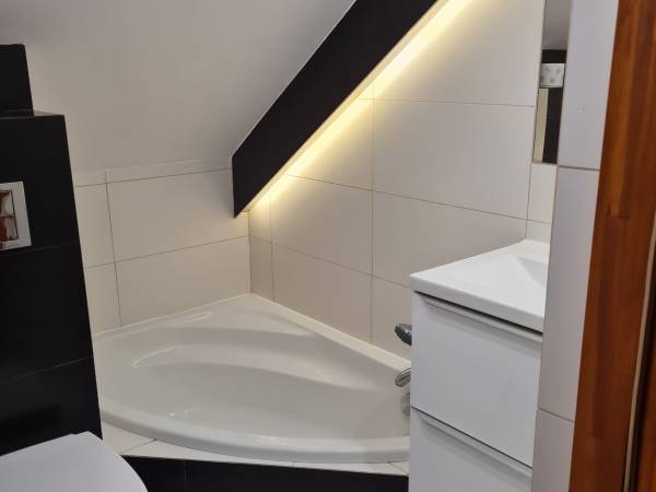 pokój 2 osob z dostawką łazienka