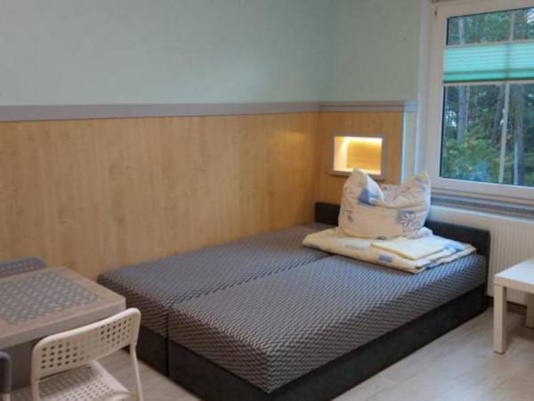 Pod Wydmą, pokoje gościnne, smażalnia ryb