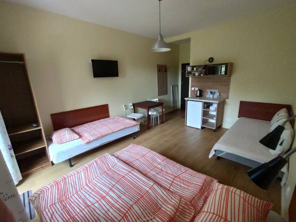 Pokój nr 1 i 2 - 3/4 osobowe