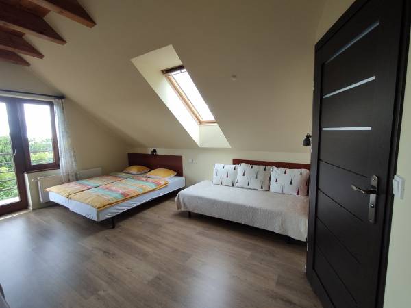 Pokój nr 3 i 4 - 3/4 osobowe