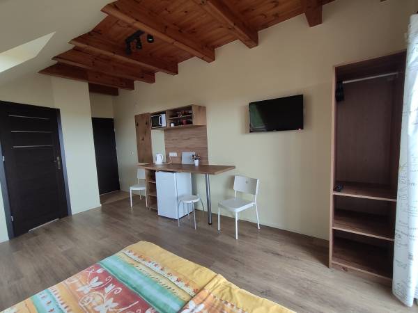 Pokój nr 3 i 4 - 3/4 osobowe