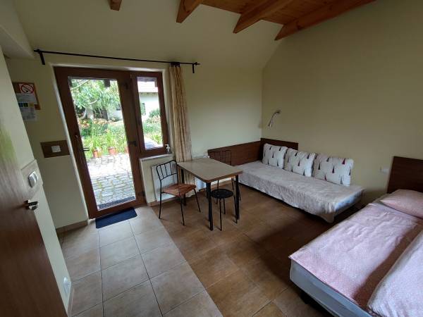 Pokój nr 8, 9 i 10 - 3 osobowe