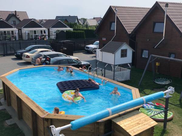 Domki Nadia z basenem