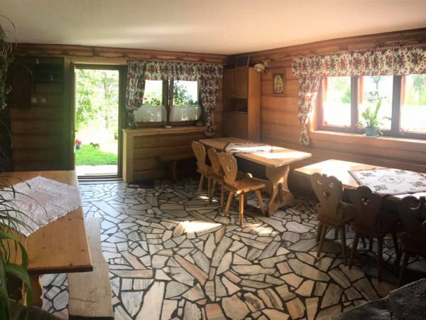 Jadalnia dla gości całodobowa