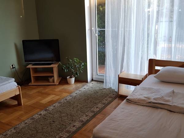 POKÓJ NR.5 PARTER 2-OSOBOWY