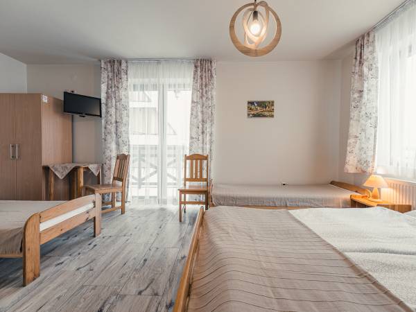 Pokoje Gościnne Na Skale