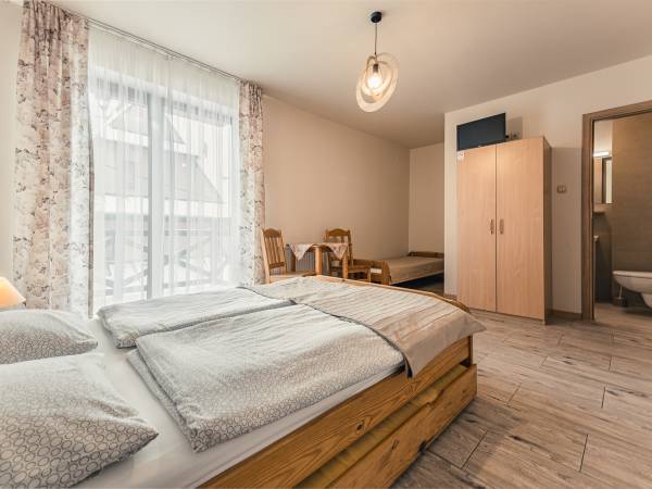Pokoje Gościnne Na Skale
