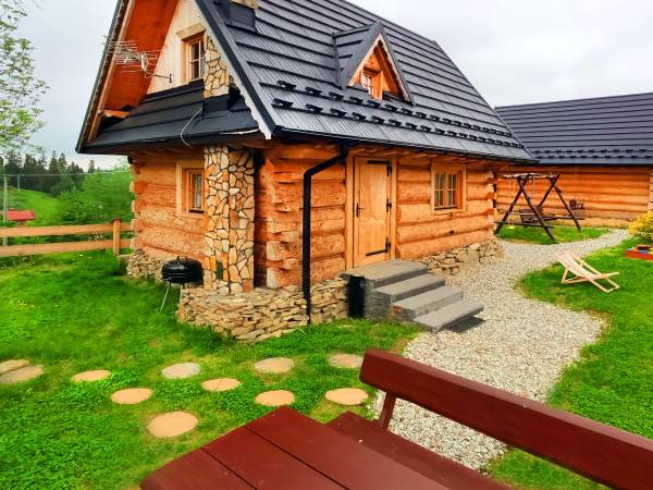 Domki w górach Pod Wyciagiem