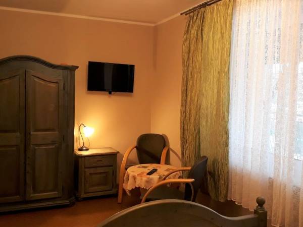 O.W. Wilk - pokoje i domki