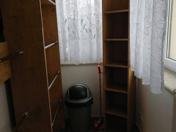 Półki na sprzęt narciarski