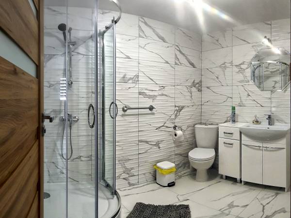 Apartament 6-osobowy studio z łazienką Apartament 6-osobowy studio z łazienką