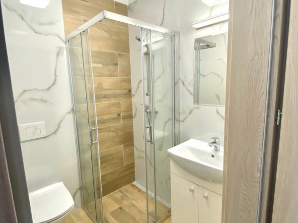 Karolowy Pokoje & Apartamenty