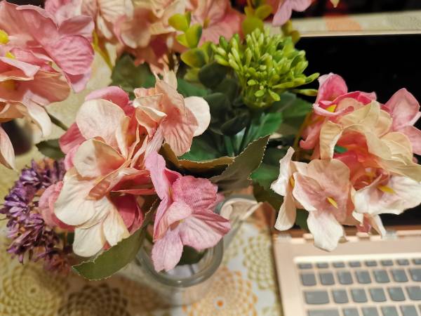 Można tez pracować zdalnie..