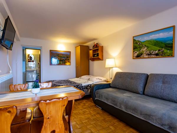 Pokoje na Górce - Wanda Szurgocińska