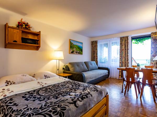 Pokoje na Górce - Wanda Szurgocińska