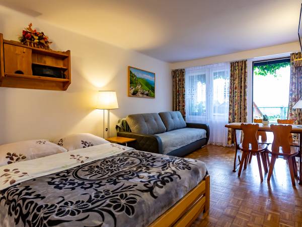 Pokoje na Górce - Wanda Szurgocińska