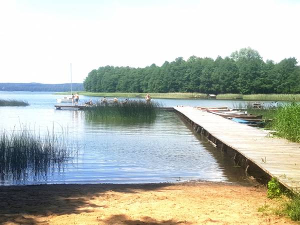 Domek nad jeziorem, mazury, ogrzewany.