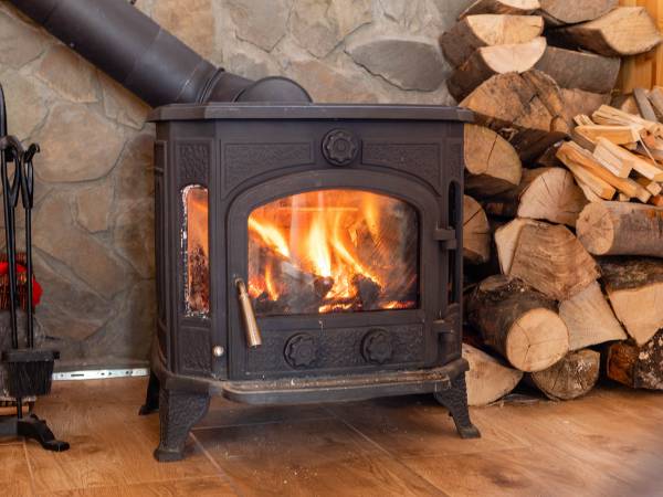 Kominek Domek Na Skarpie