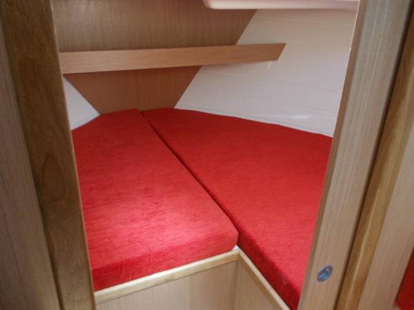 Nautika 830 Cherry Lady