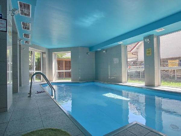 Basen czynny w sezonie