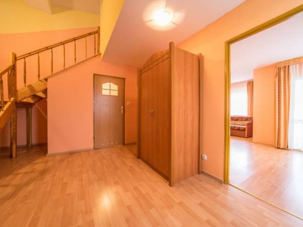 Apartament 4 os.