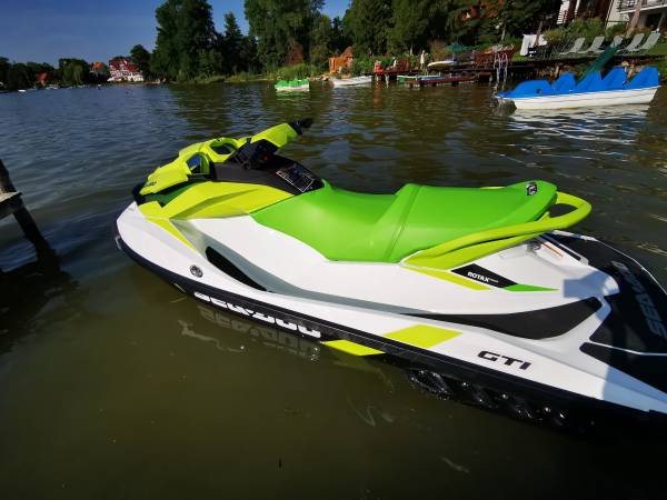 Willa Tałty apartamenty nad samym jeziorem