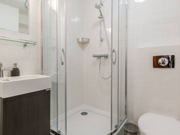 pokój 2 osobowy- niski parter