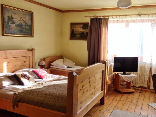 Pokój 3- osobowy nr 11