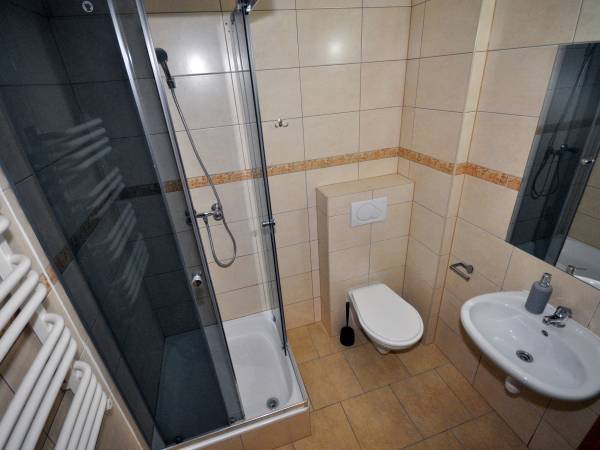 łazienki pokoje 39-48