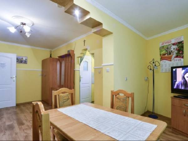 Pokój 4-osobowy z aneksem kuchennym (nr 0)